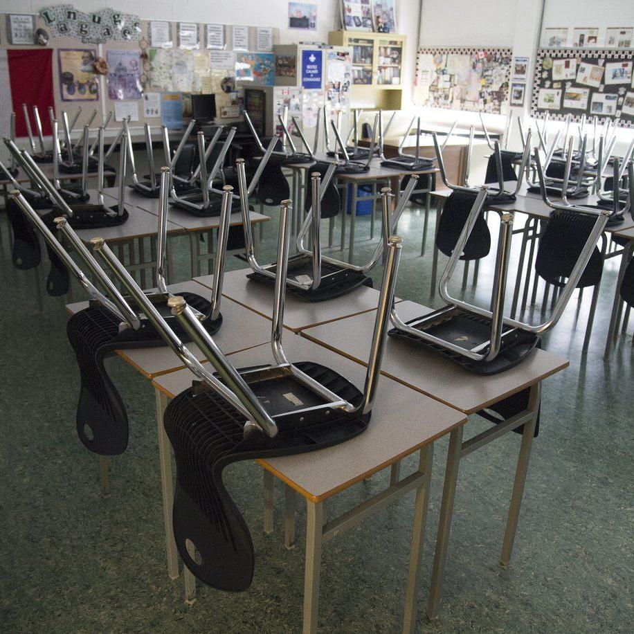 'Love my job': Alberta teachers look to make ends meet in provincewide strike